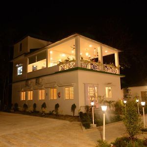 Jaldapara Forest Tourist Lodge Jftl